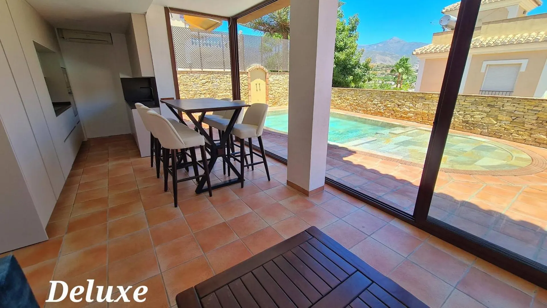 Villa Deluxe Nerja Silhouse