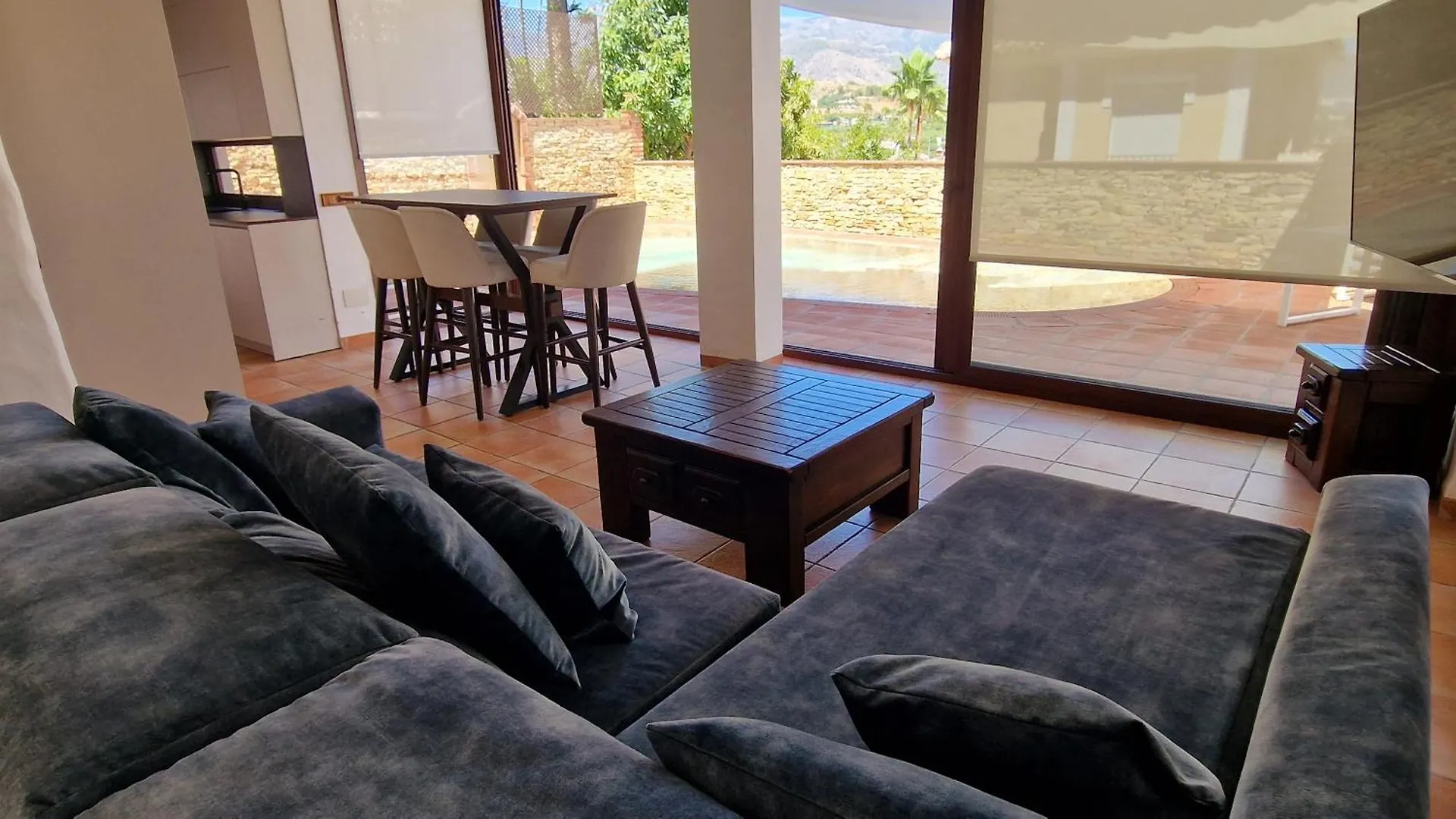 Villa Deluxe Nerja Silhouse 0*,  Spain